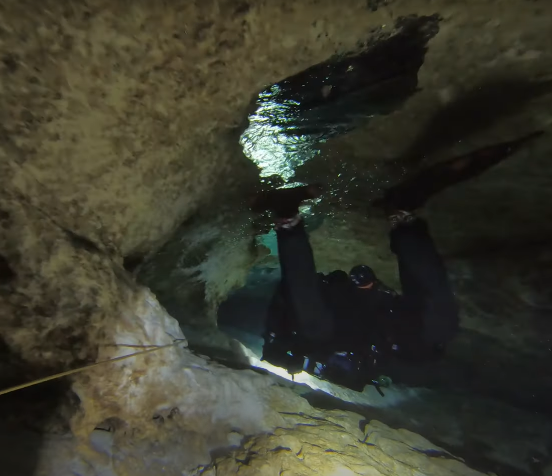 TDI Rebreather Full Cave Diver - Yippee Expeditions